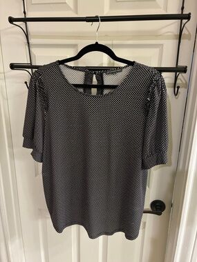Adrianna Papell Black and White Polka Dot Short Sleeve Blouse
